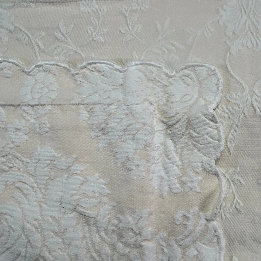 Set Of 2 Newport Mansions Queen & King Pillow Shams Beige Floral Scalloped Edges